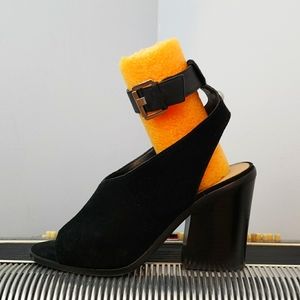 AMAZING MARC FISHER BLACK SUEDE OPEN TOE CHUNKY HEELS W/SEXY ANKLE STRAP…